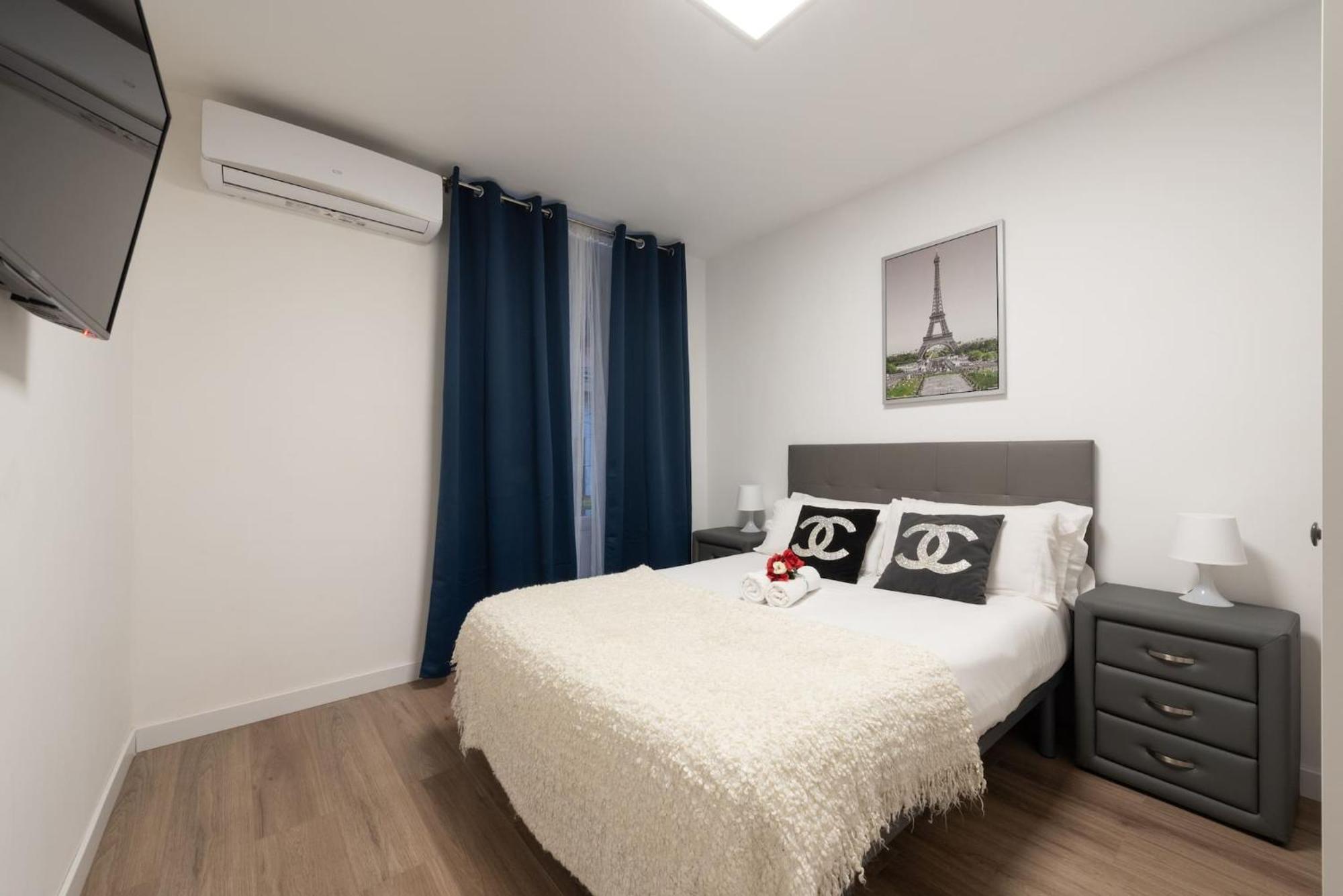 Apartamentos Day Madrid Santo Domingo Centro Gran Via Sol Malasana Buitenkant foto
