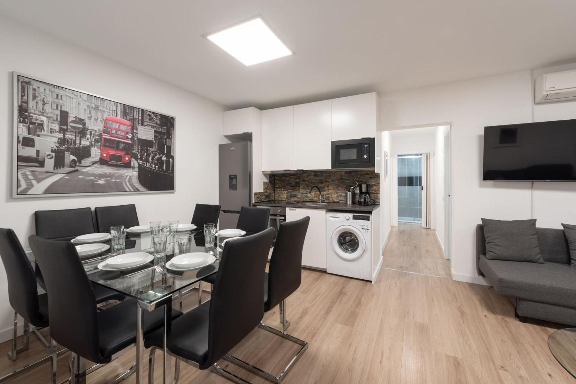 Apartamentos Day Madrid Santo Domingo Centro Gran Via Sol Malasana Buitenkant foto