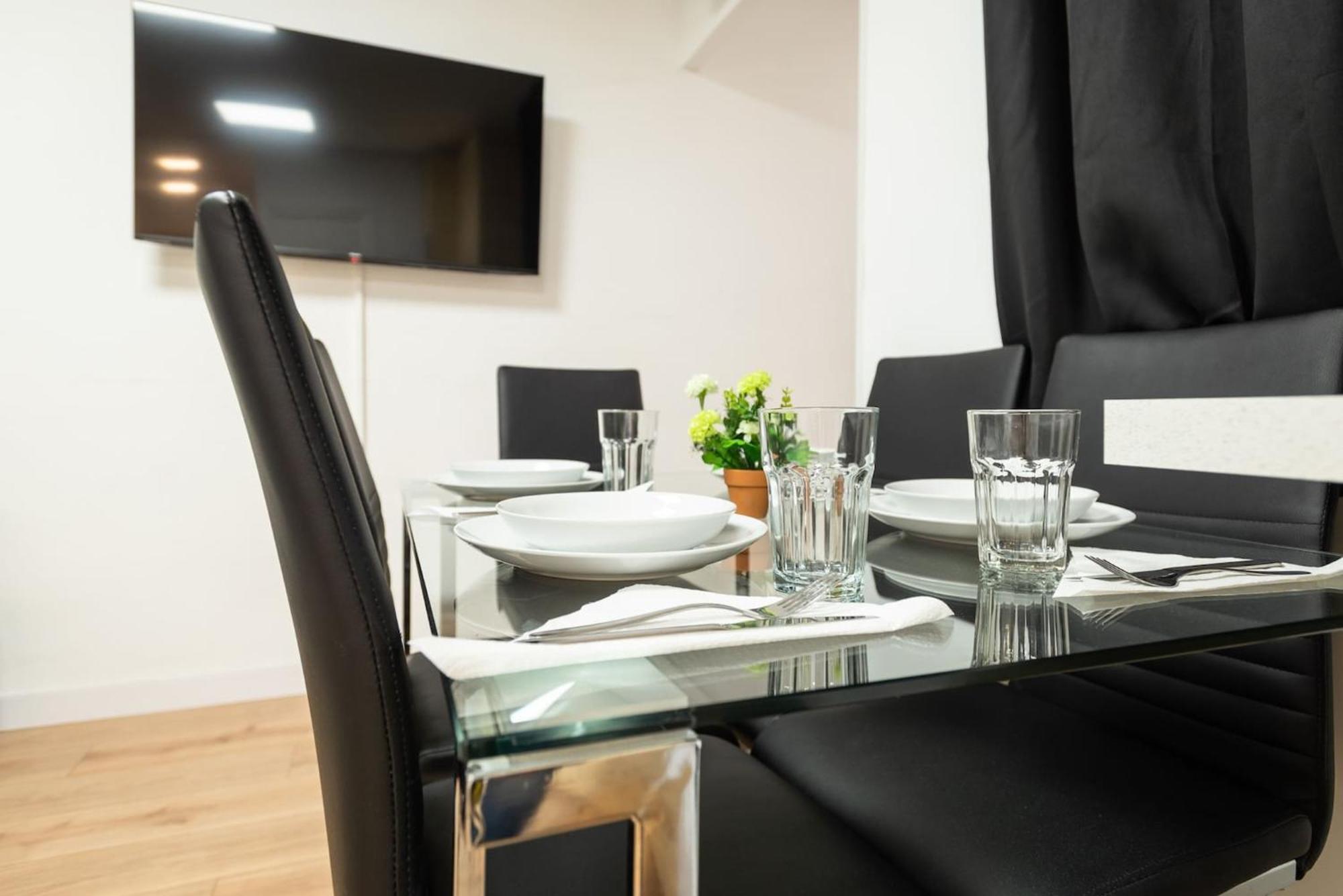 Apartamentos Day Madrid Santo Domingo Centro Gran Via Sol Malasana Buitenkant foto