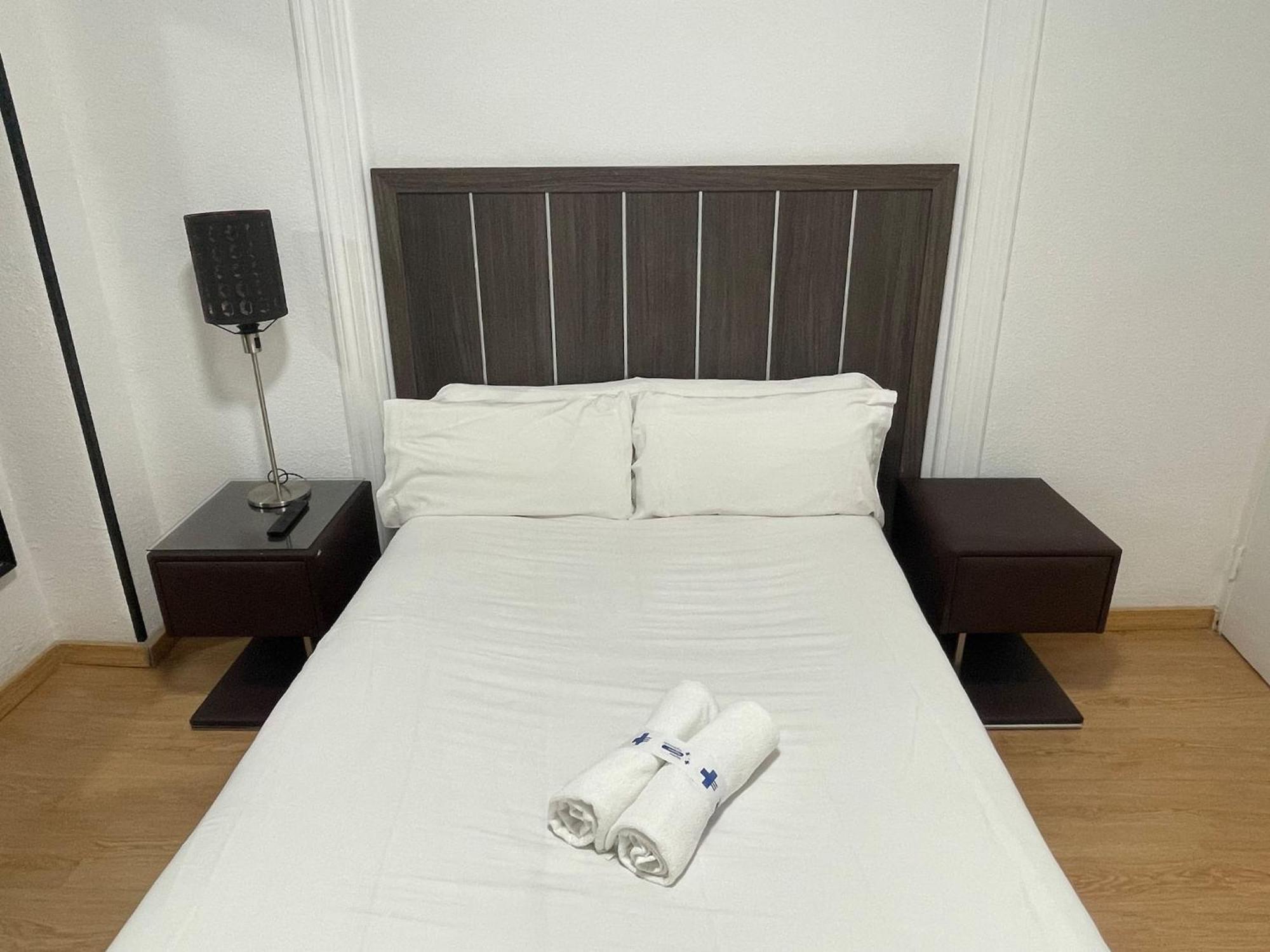 Apartamentos Day Madrid Santo Domingo Centro Gran Via Sol Malasana Buitenkant foto